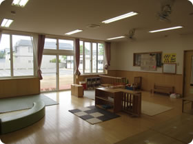 幼児保育室1階